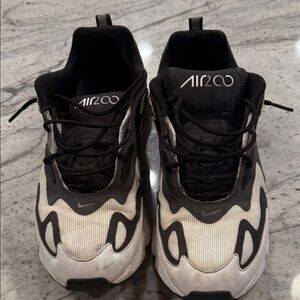 Nike Air Zoom Black and White Athletic Shoes